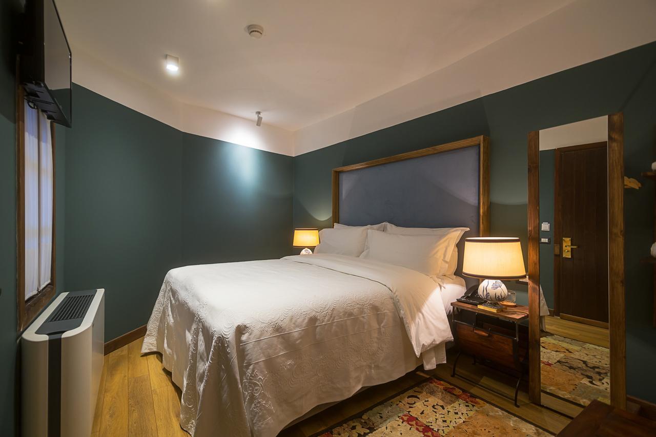 Hani I Pazarit Boutique Hotel Korce Esterno foto