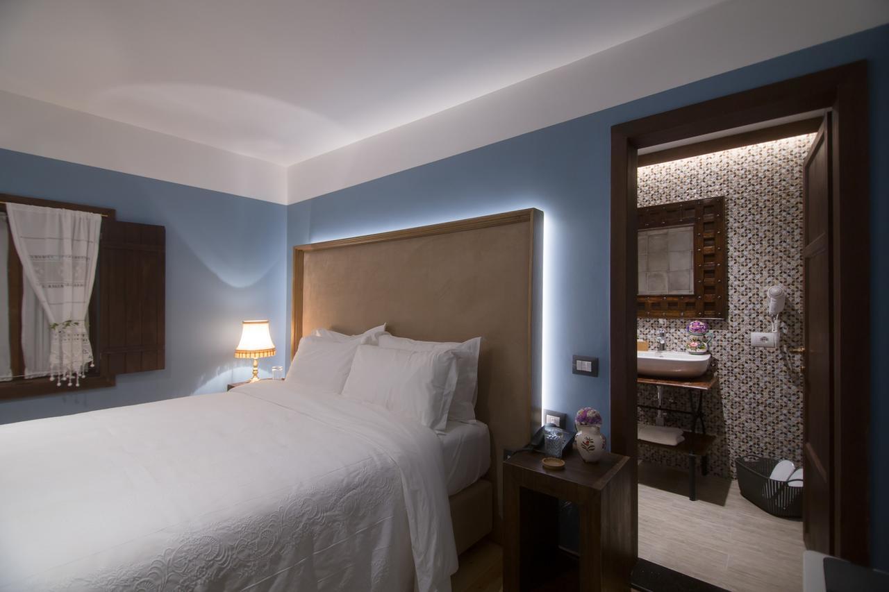 Hani I Pazarit Boutique Hotel Korce Esterno foto
